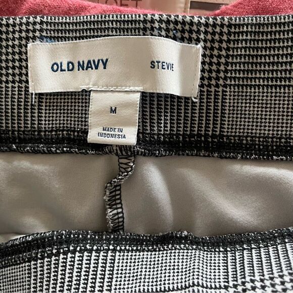 Old Navy Stevie Black and White Patterned Pants Stevie size medium - Picture 2 of 5